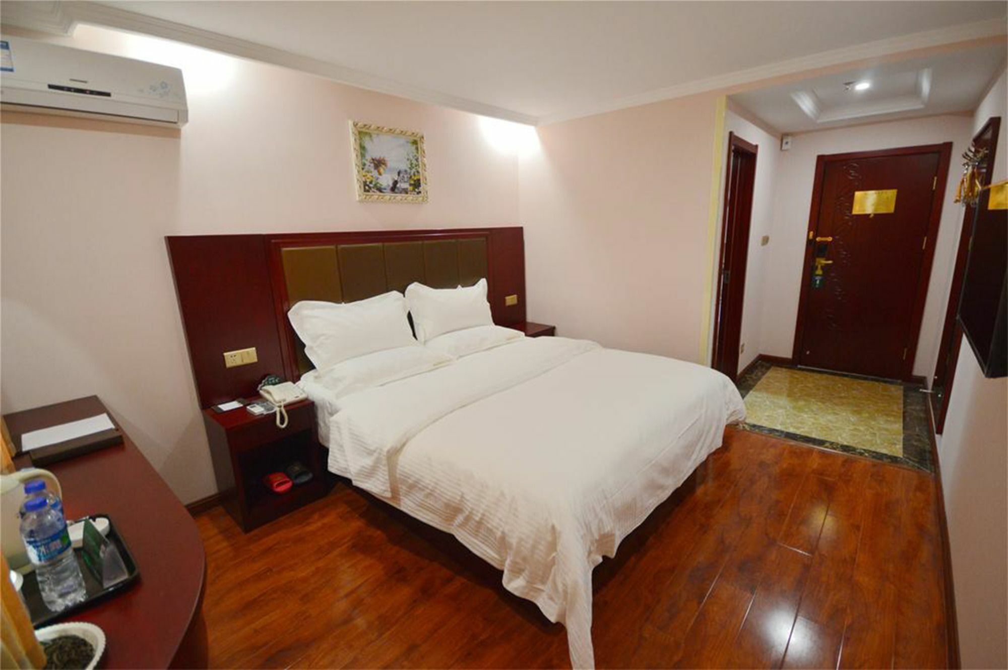 Greentree Inn Zhejiang Taizhou Tiantai Bus Station Express Hotel Zewnętrze zdjęcie